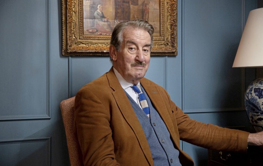 John challis. Джон Чаллис.